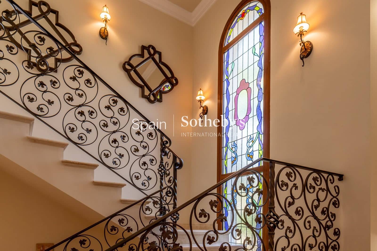 4 chambre Villa/Maison à vendre à New Golden Mile avec piscine garage - 2 550 000 € (Ref: 9810822)