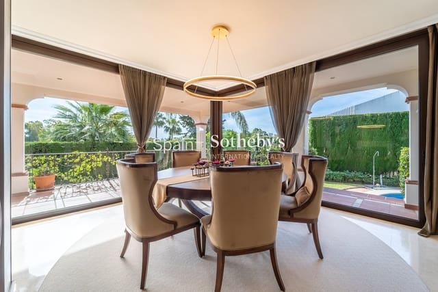 4 chambre Villa/Maison à vendre à Nueva Atalaya, Estepona avec piscine garage - 2 550 000 € (Ref: 9810822)