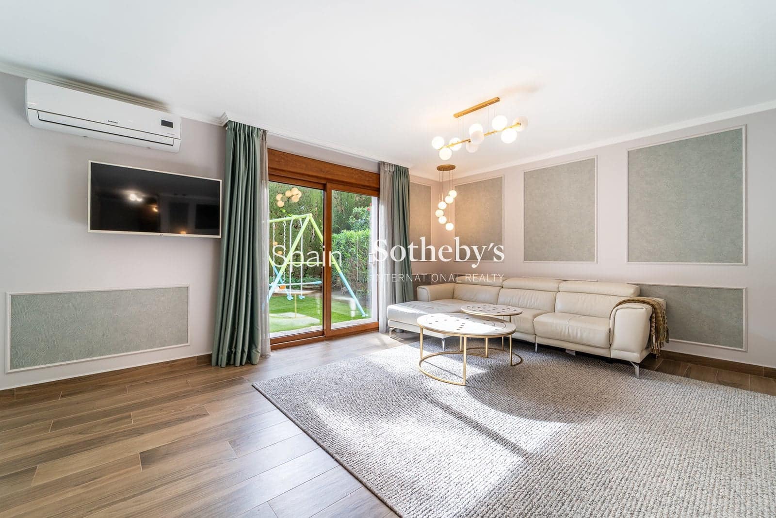 4 chambre Villa/Maison à vendre à New Golden Mile avec piscine garage - 2 550 000 € (Ref: 9810822)