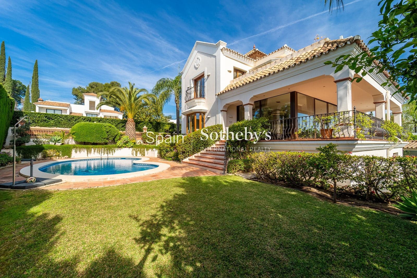 4 chambre Villa/Maison à vendre à New Golden Mile avec piscine garage - 2 550 000 € (Ref: 9810822)