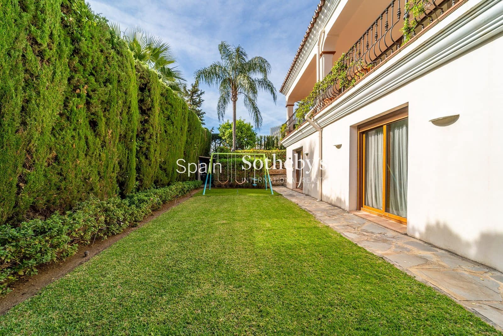 4 chambre Villa/Maison à vendre à New Golden Mile avec piscine garage - 2 550 000 € (Ref: 9810822)