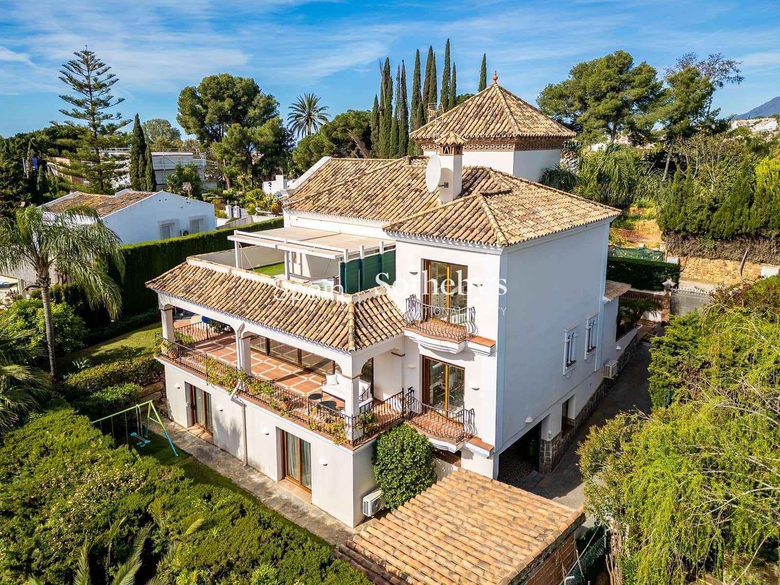 4 chambre Villa/Maison à vendre à New Golden Mile avec piscine garage - 2 550 000 € (Ref: 9810822)