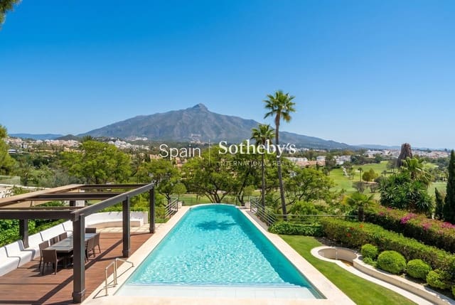 3 soverom Villa til salgs i Puerto Banus, Marbella med svømmebasseng garasje - € 2 995 999 (Ref: 9810823)