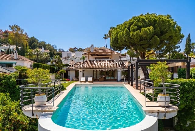 3 soverom Villa til salgs i Puerto Banus, Marbella med svømmebasseng garasje - € 2 995 999 (Ref: 9810823)