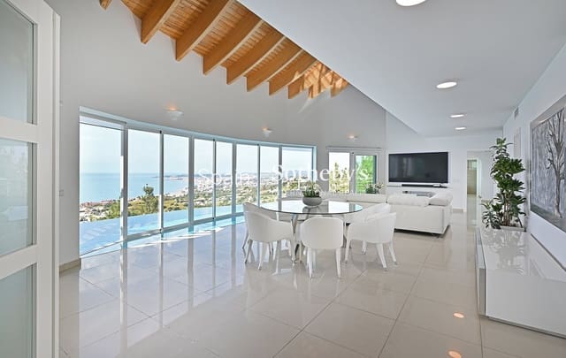 4 slaapkamer Villa te koop in Cortijo Torrequebrada, Benalmádena met zwembad garage - € 3.390.000 (Ref: 9814713)