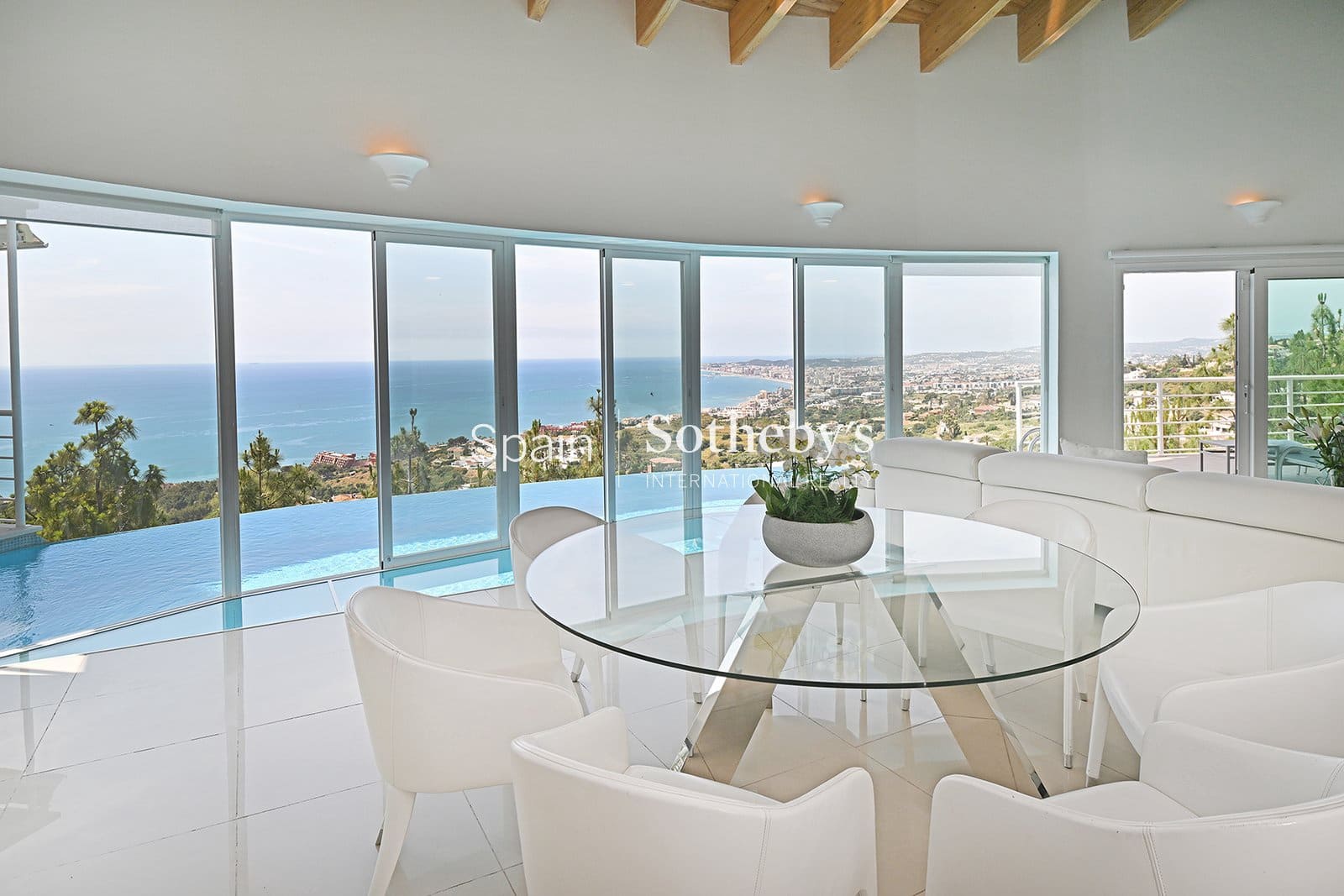 4 slaapkamer Villa te koop in Benalmadena met zwembad garage - € 3.390.000 (Ref: 9814713)