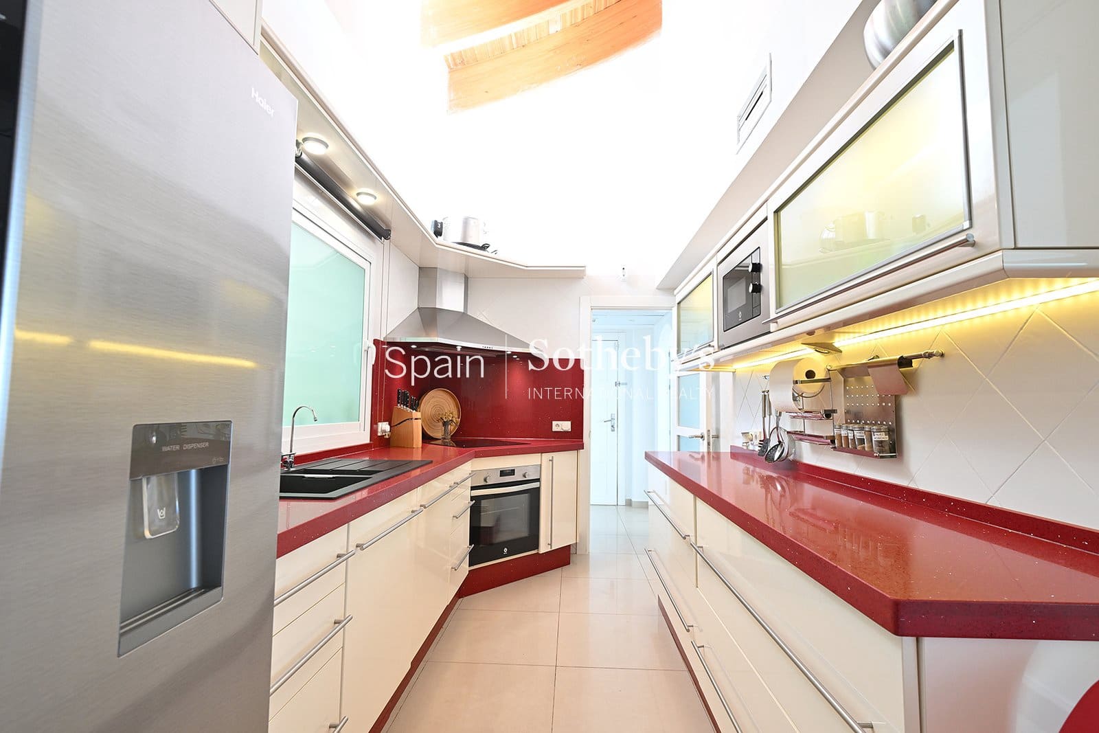 4 slaapkamer Villa te koop in Benalmadena met zwembad garage - € 3.390.000 (Ref: 9814713)