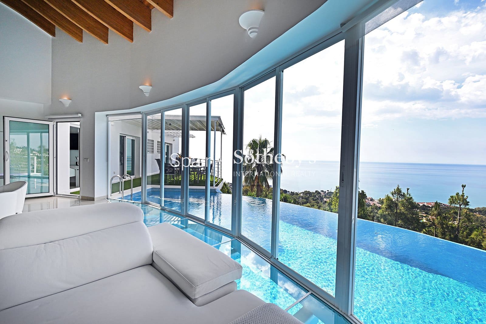 4 slaapkamer Villa te koop in Benalmadena met zwembad garage - € 3.390.000 (Ref: 9814713)