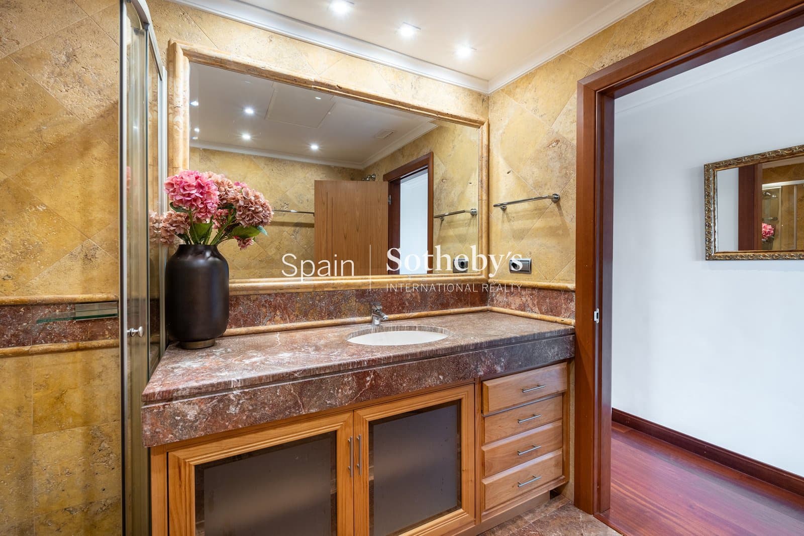 3 quarto Apartamento para venda em Marbella com piscina garagem - 2 300 000 € (Ref: 9818182)