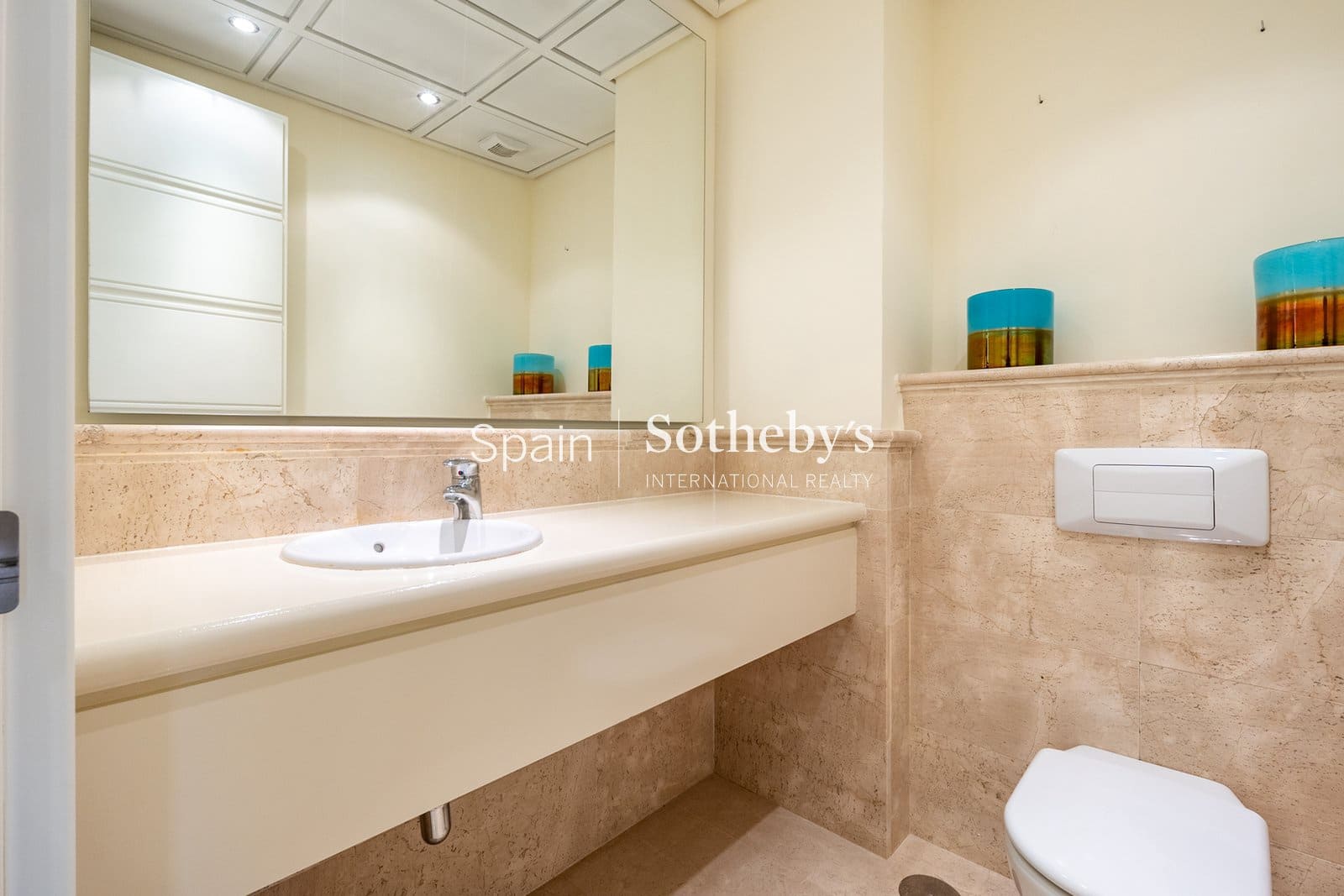 3 bedroom Flat for sale in Marbella with pool garage - € 3,950,000 (Ref: 9838398)