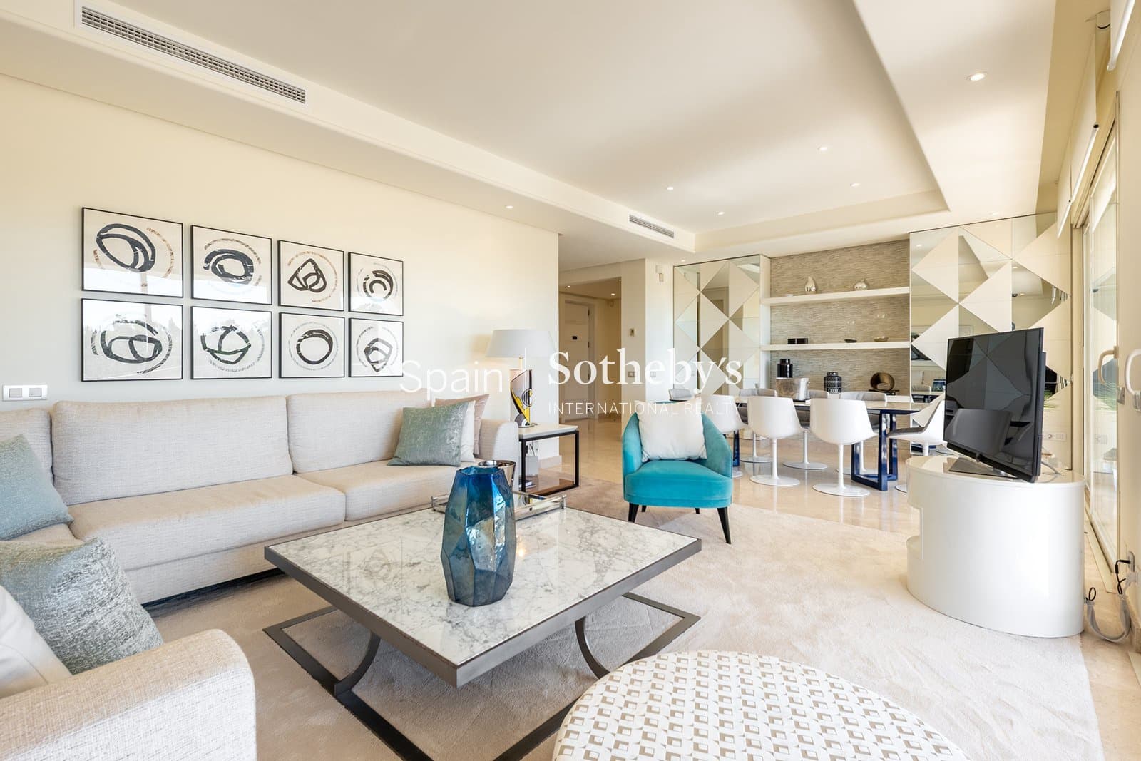 3 bedroom Flat for sale in Marbella with pool garage - € 3,950,000 (Ref: 9838398)