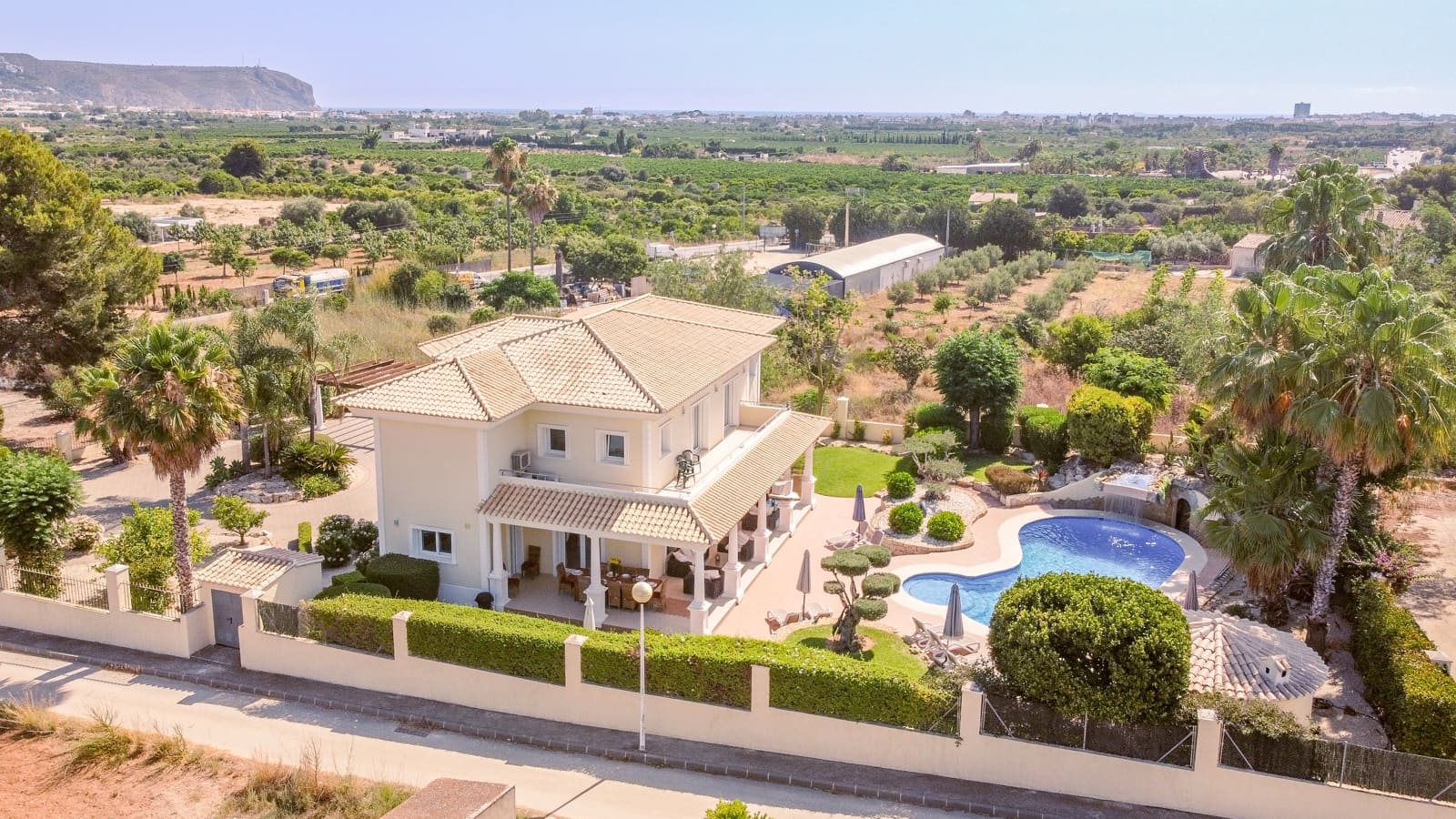 6 bedroom Villa for sale in Javea / Xabia with pool garage - € 1,600,000 (Ref: 9253650)