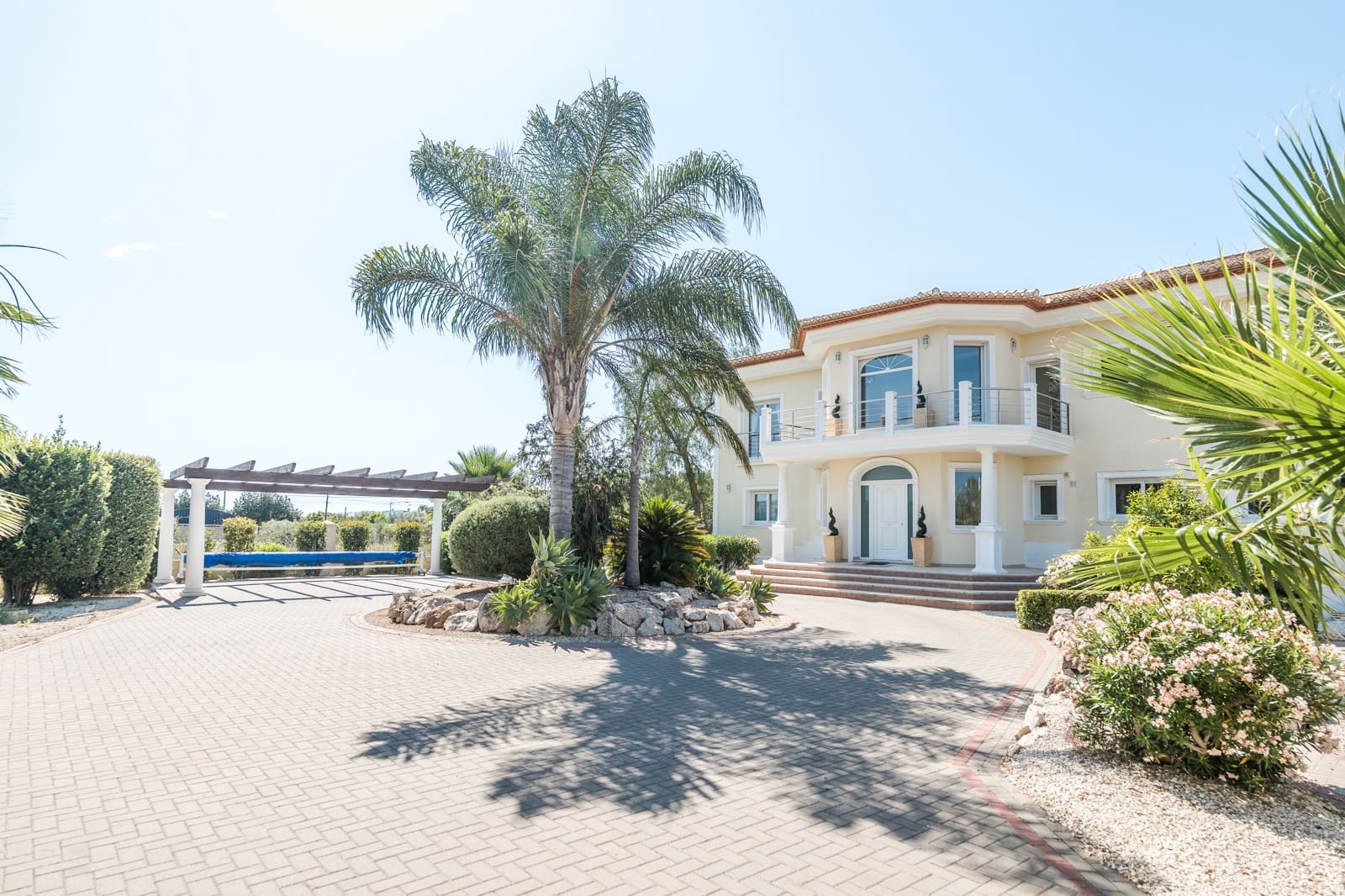 6 bedroom Villa for sale in Javea / Xabia with pool garage - € 1,600,000 (Ref: 9253650)