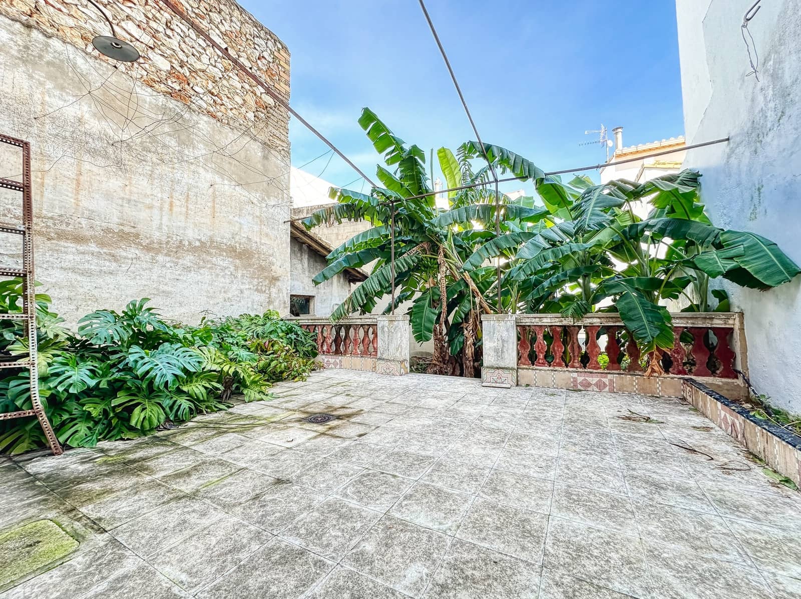 7 soverom Hus til salgs i Pedreguer - € 265 000 (Ref: 9412796)