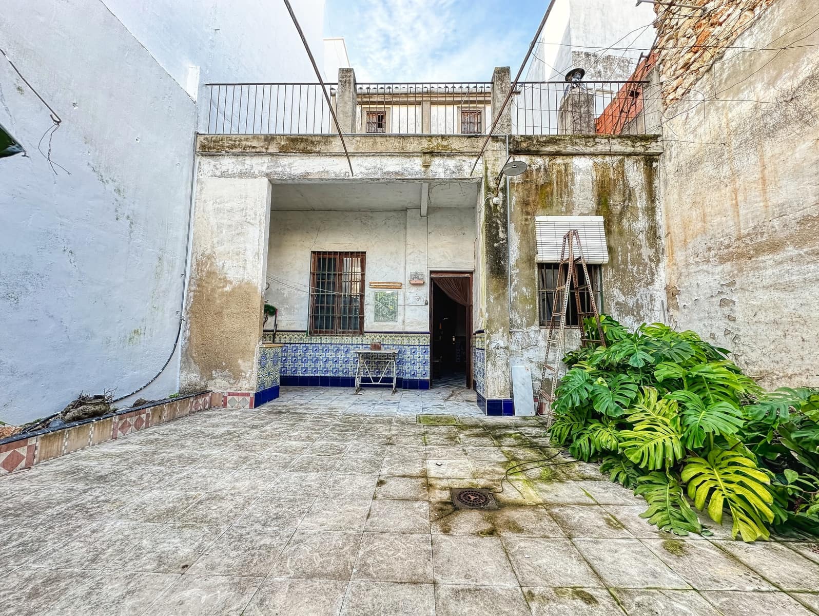 7 soverom Hus til salgs i Pedreguer - € 265 000 (Ref: 9412796)