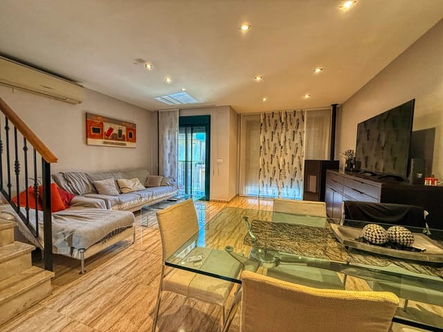 3 bedroom Townhouse for sale in Ondara with garage - € 283,000 (Ref: 9412800)