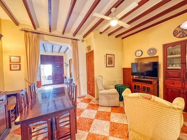 5 bedroom Townhouse for sale in Ondara - € 199,900 (Ref: 9412801)