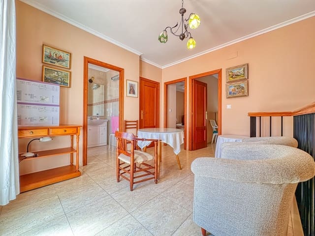 5 bedroom Townhouse for sale in Ondara - € 199,900 (Ref: 9412801)