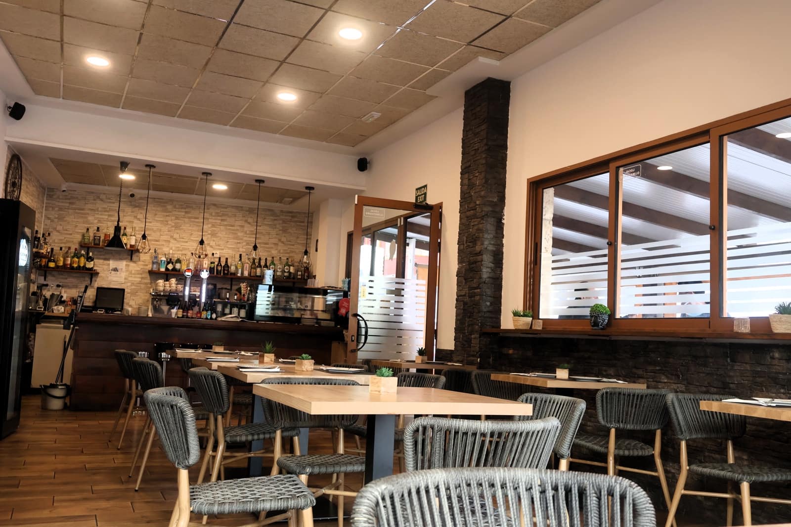 Ravintola/baari myytävänä paikassa Ondara - 45 000 € (Ref: 9468997)