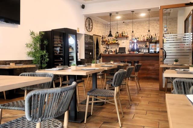 Restauracja lub bar na sprzedaż w Ondara - 45 000 € (Ref: 9468997)