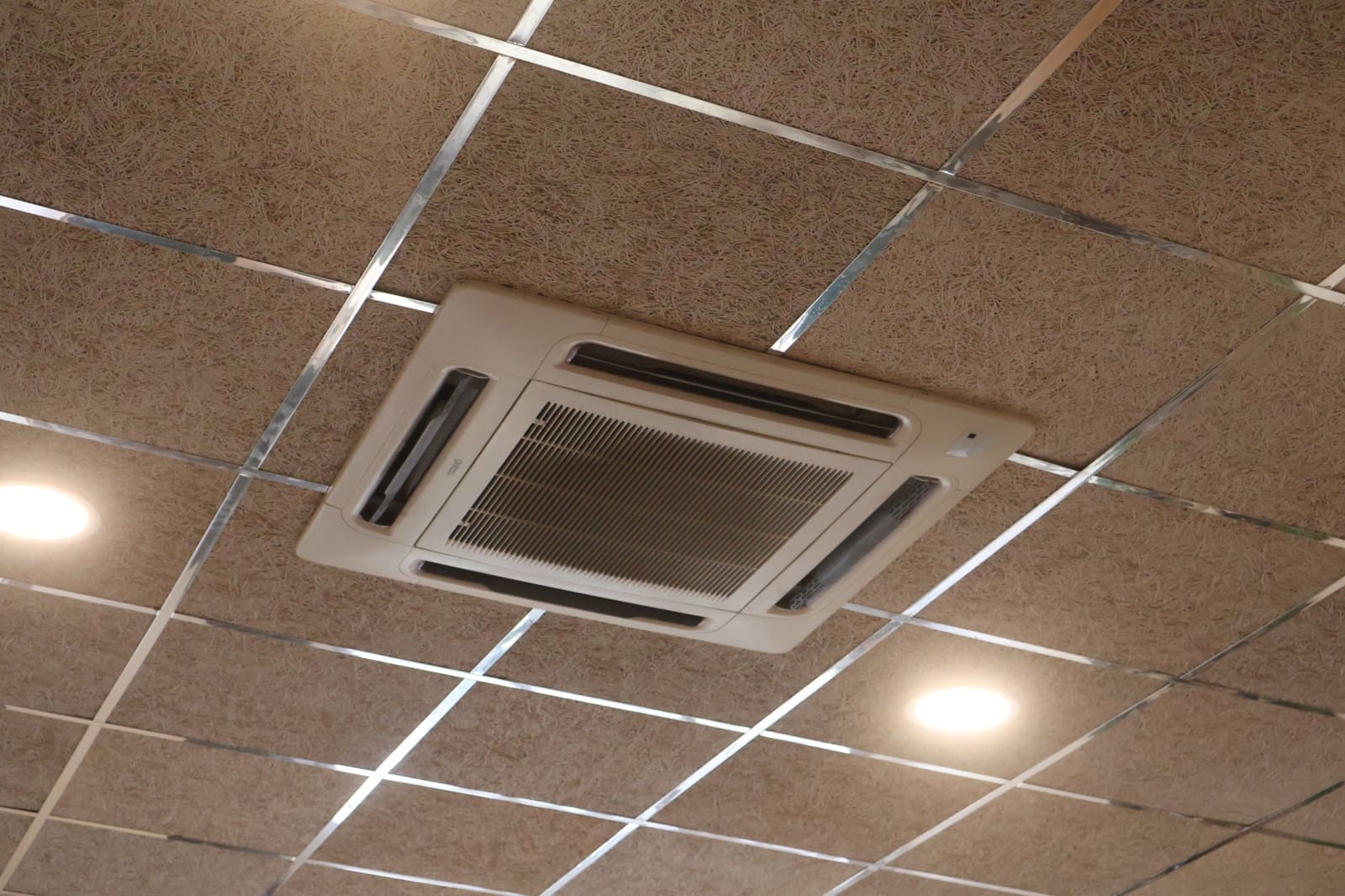 Ravintola/baari myytävänä paikassa Ondara - 45 000 € (Ref: 9468997)