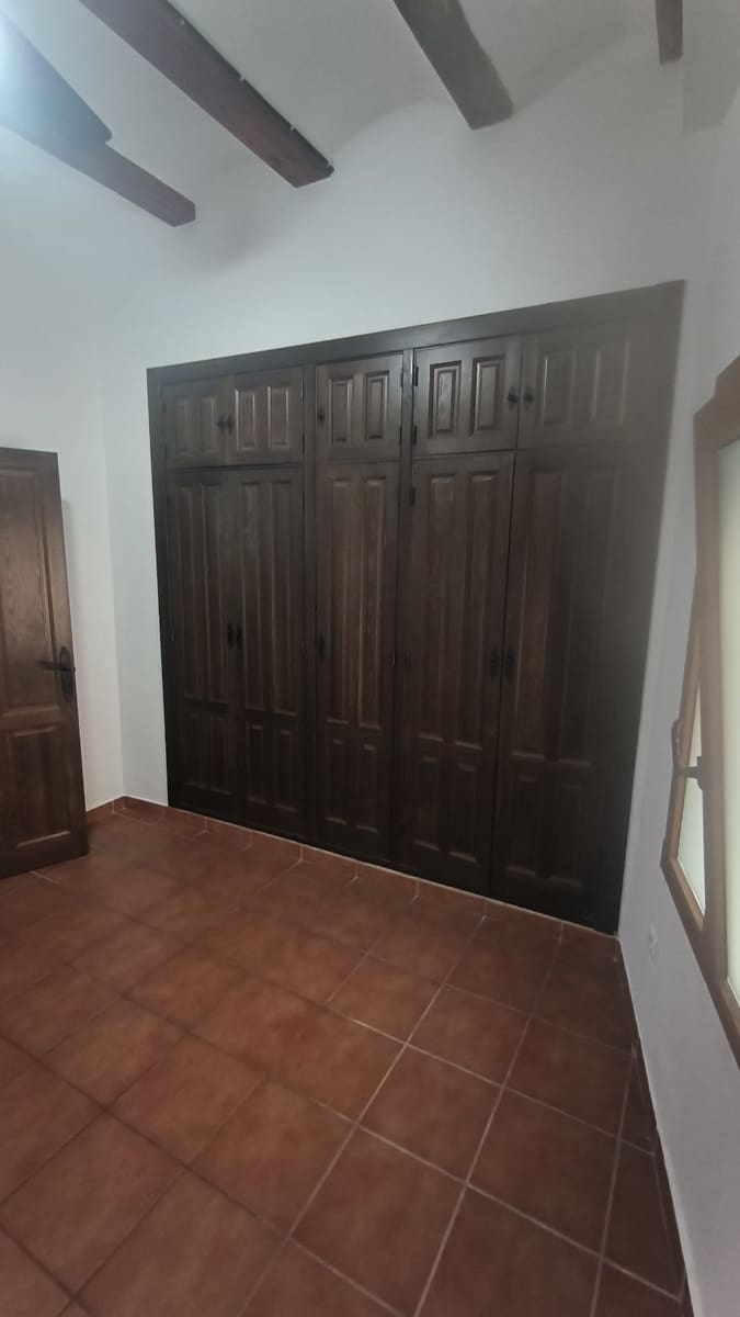 4 chambre Maison de Ville à vendre à Betera avec garage - 415 000 € (Ref: 9242000)