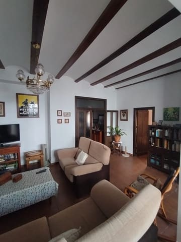 4 bedroom Townhouse for sale in Bétera with garage - € 415,000 (Ref: 9242000)