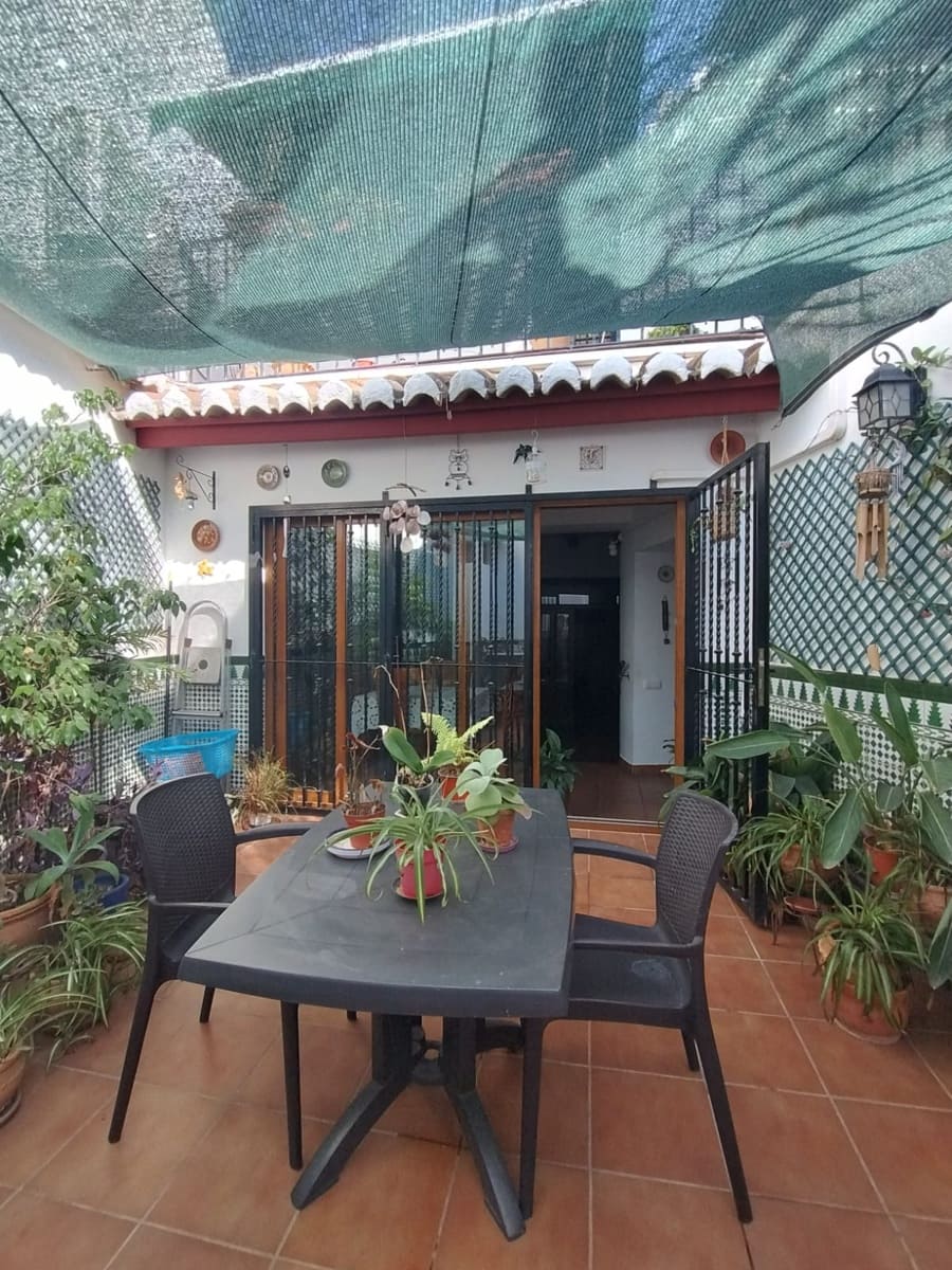 4 chambre Maison de Ville à vendre à Betera avec garage - 415 000 € (Ref: 9242000)