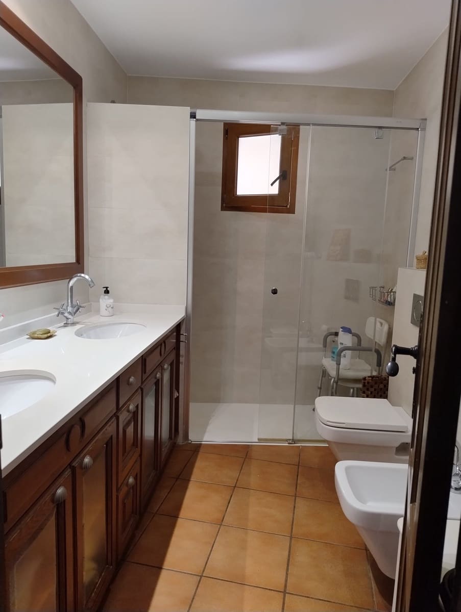 4 chambre Maison de Ville à vendre à Betera avec garage - 415 000 € (Ref: 9242000)