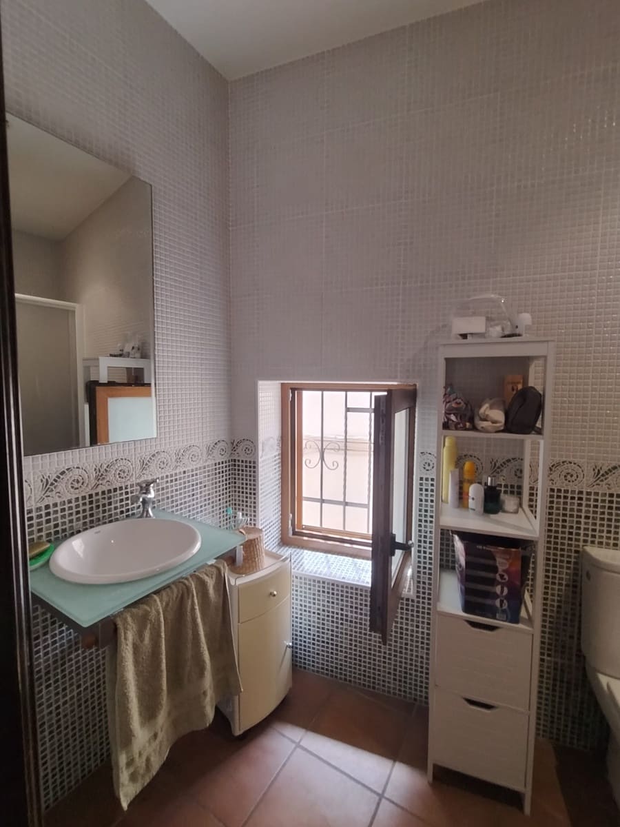 4 chambre Maison de Ville à vendre à Betera avec garage - 415 000 € (Ref: 9242000)