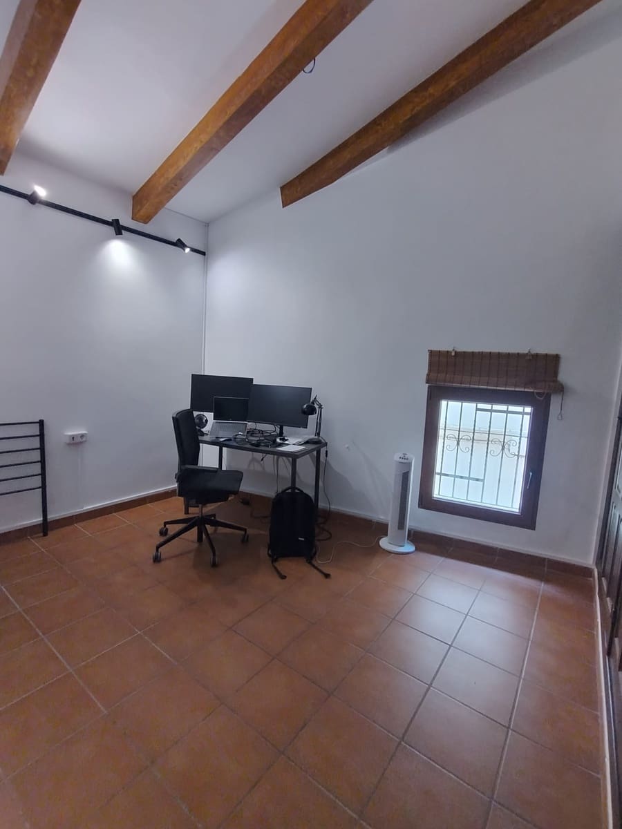 4 chambre Maison de Ville à vendre à Betera avec garage - 415 000 € (Ref: 9242000)