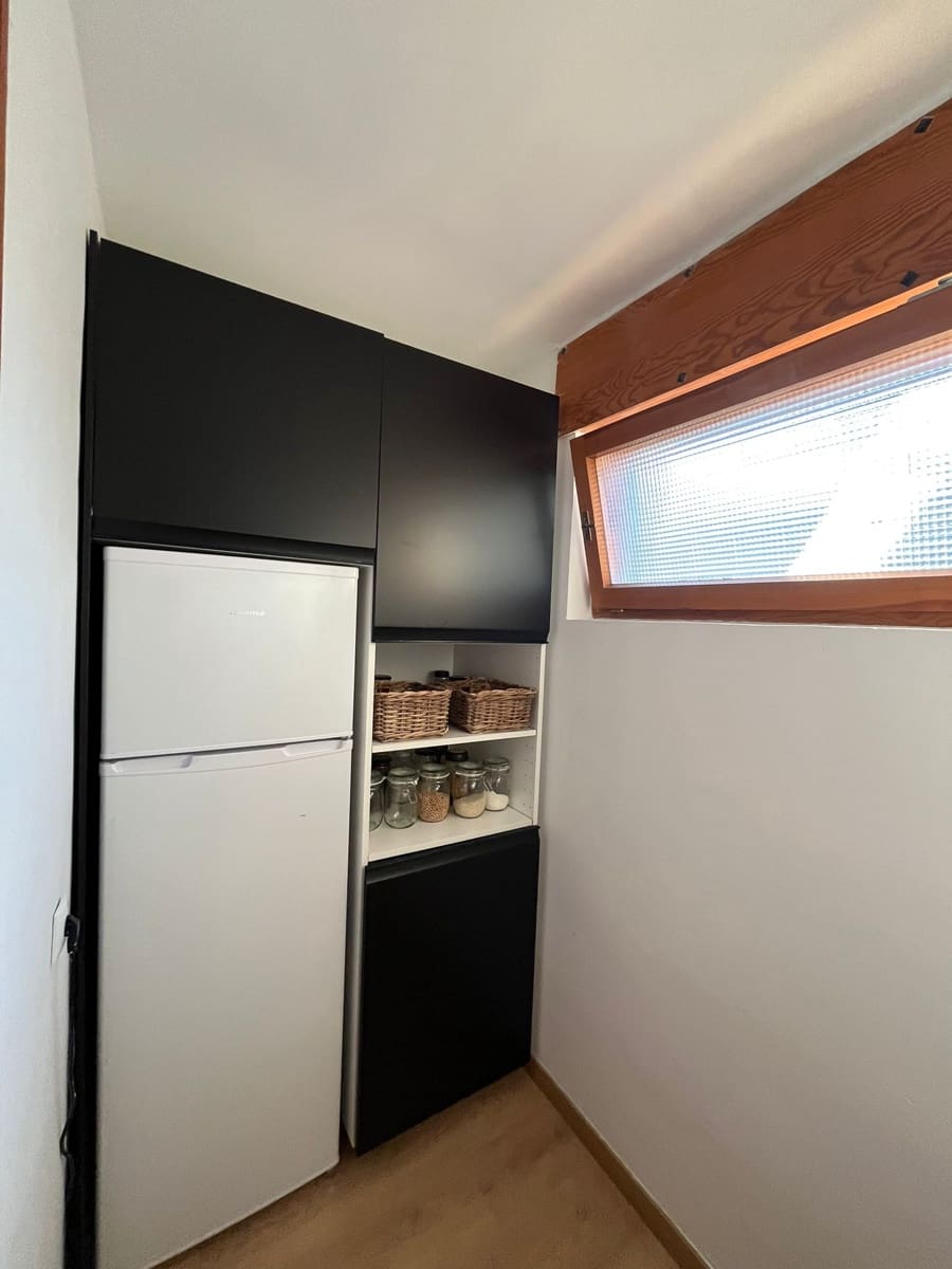 4 soveværelse Byhus til salg i Cedillo de la Torre med garage - € 244.000 (Ref: 9251465)