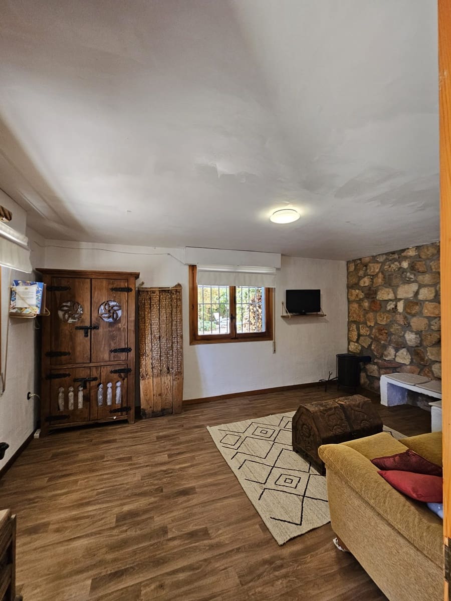 4 soveværelse Byhus til salg i Cedillo de la Torre med garage - € 244.000 (Ref: 9251465)