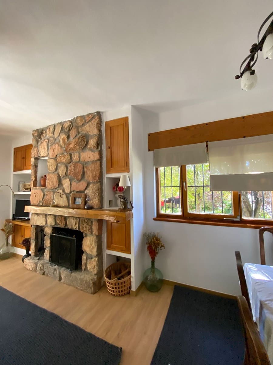 4 soveværelse Byhus til salg i Cedillo de la Torre med garage - € 244.000 (Ref: 9251465)