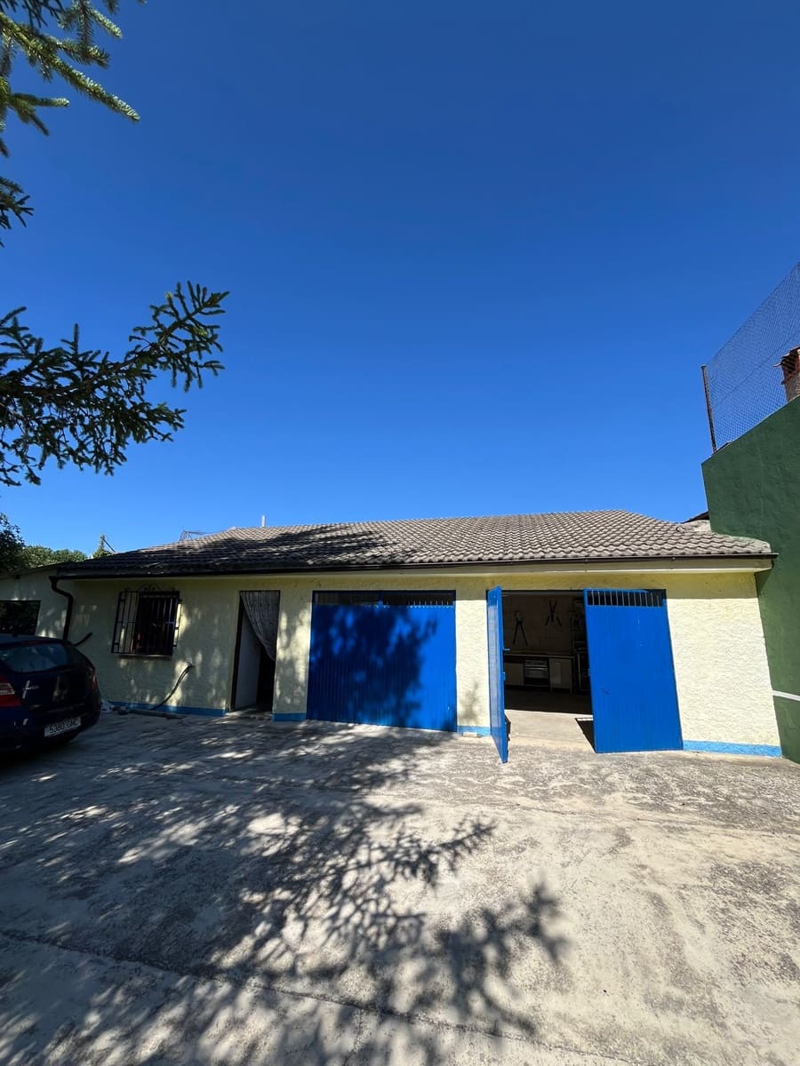 4 soveværelse Byhus til salg i Cedillo de la Torre med garage - € 244.000 (Ref: 9251465)