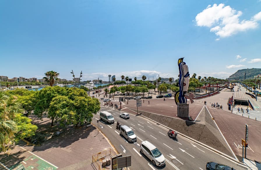 2 soveværelse Lejlighed til salg i Barcelona by med swimmingpool - € 1.050.000 (Ref: 10039448)