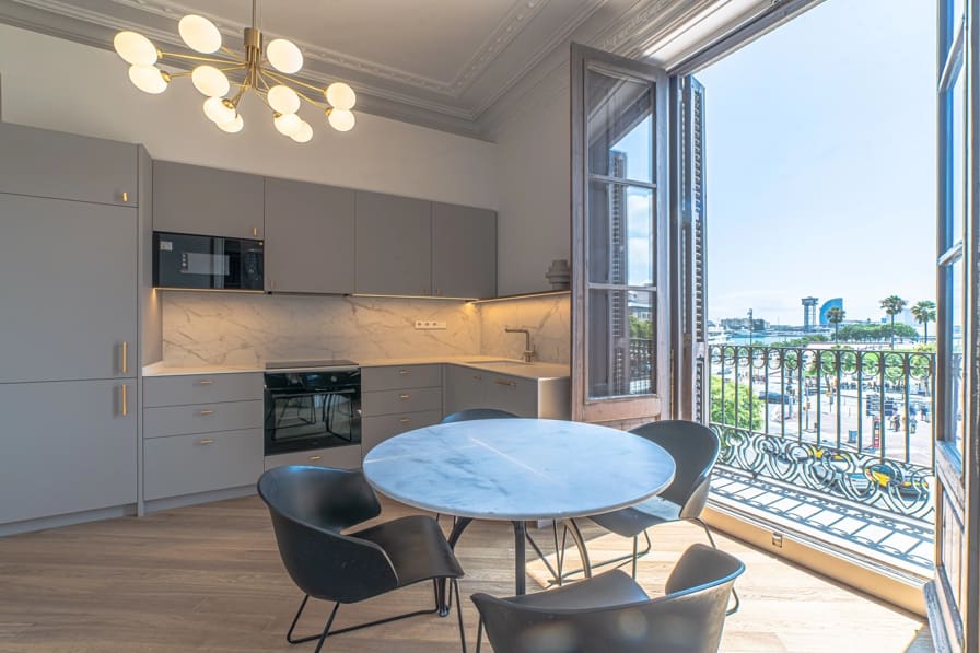 2 soveværelse Lejlighed til salg i Barcelona by med swimmingpool - € 1.050.000 (Ref: 10039448)