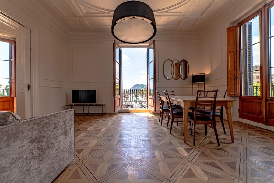 2 soveværelse Lejlighed til salg i Barcelona by med swimmingpool - € 1.050.000 (Ref: 10039448)