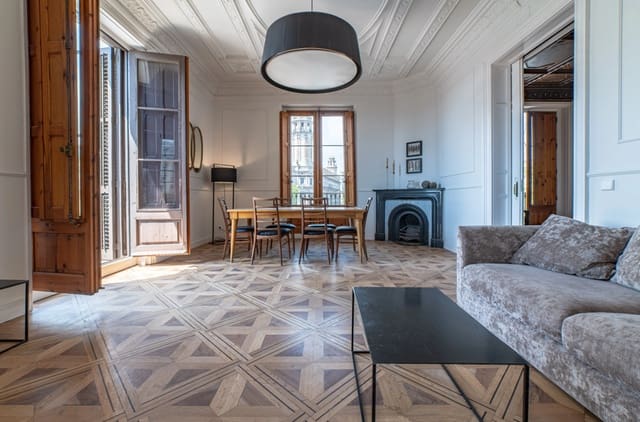 2 soveværelse Lejlighed til salg i Sant Pere, Santa Caterina i La Ribera, Barcelona by med swimmingpool - € 1.050.000 (Ref: 10039448)