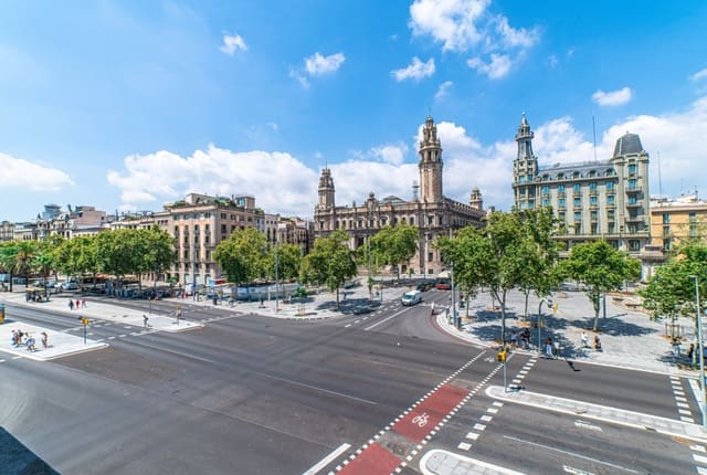 2 soveværelse Lejlighed til salg i Sant Pere, Santa Caterina i La Ribera, Barcelona by med swimmingpool - € 1.050.000 (Ref: 10039448)