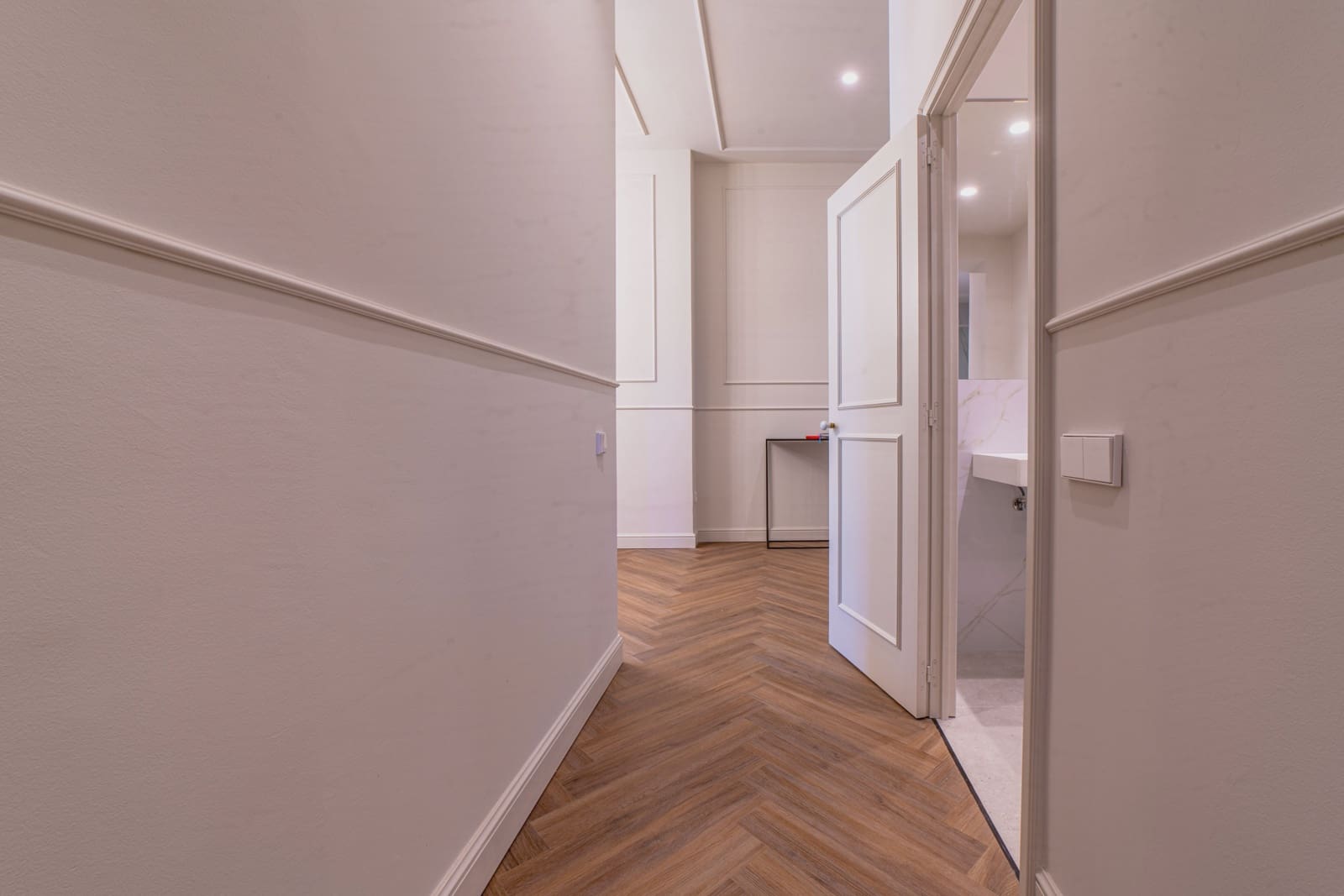2 slaapkamer Appartement te koop in Barcelona stad met zwembad - € 880.000 (Ref: 10039962)