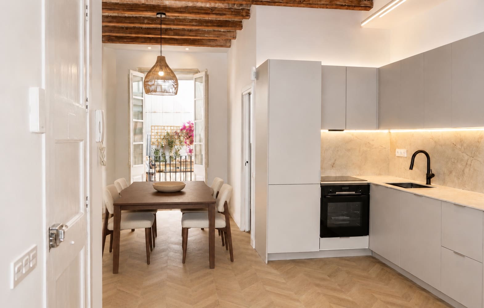 2 makuuhuone Huoneisto myytävänä paikassa Barcelona kaupunki - 549 000 € (Ref: 10076778)