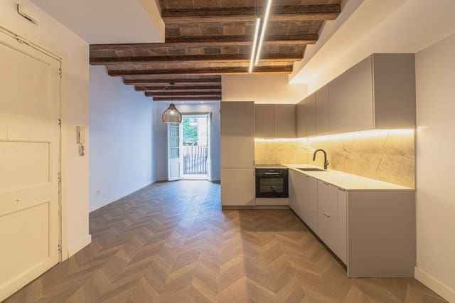 2 makuuhuone Huoneisto myytävänä paikassa La Vila de Gràcia, Barcelona kaupunki - 549 000 € (Ref: 10076778)