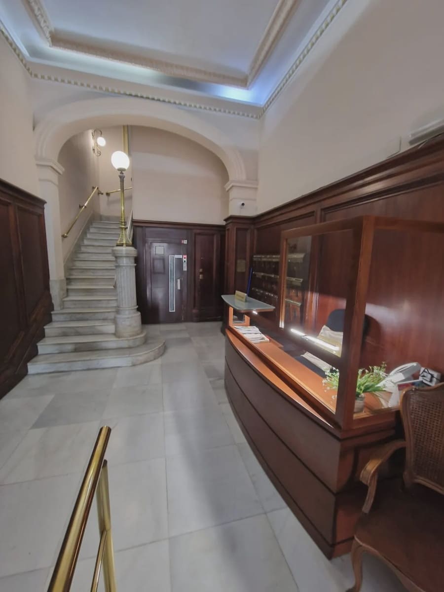 4 slaapkamer Appartement te koop in Barcelona stad - € 985.000 (Ref: 10086756)