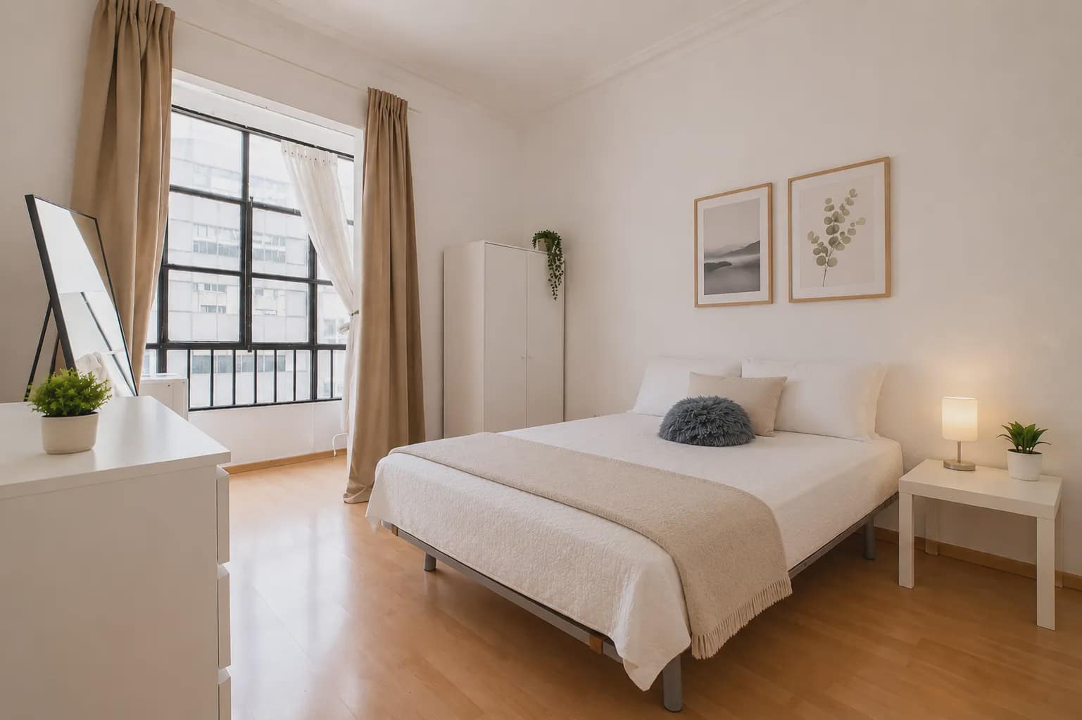 4 slaapkamer Appartement te koop in Barcelona stad - € 985.000 (Ref: 10086756)