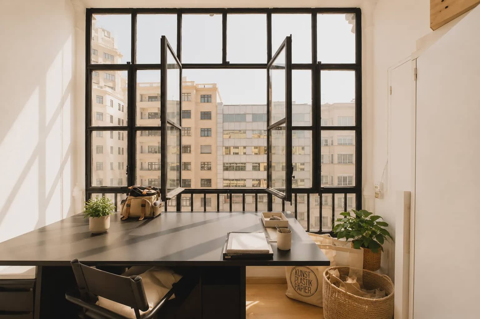 4 slaapkamer Appartement te koop in Barcelona stad - € 985.000 (Ref: 10086756)