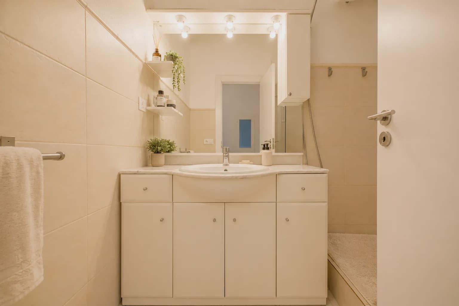 4 slaapkamer Appartement te koop in Barcelona stad - € 985.000 (Ref: 10086756)
