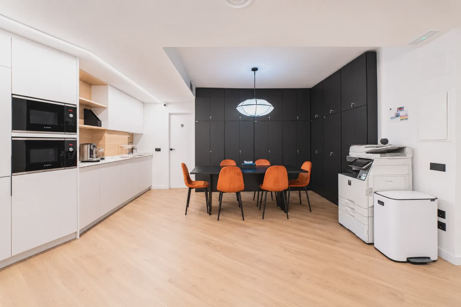Commercieel te koop in Barcelona stad - € 465.000 (Ref: 10106520)