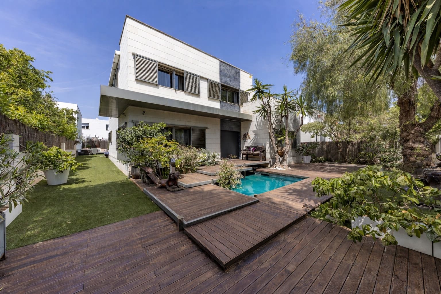3 makuuhuone Omakotitalo myytävänä paikassa Sitges mukana uima-altaan 
autotalli - 2 950 000 € (Ref: 9953141)