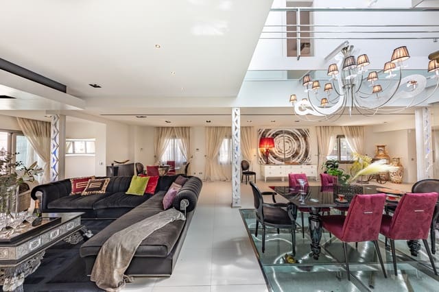 3 makuuhuone Omakotitalo myytävänä paikassa Sitges mukana uima-altaan 
autotalli - 2 950 000 € (Ref: 9953141)